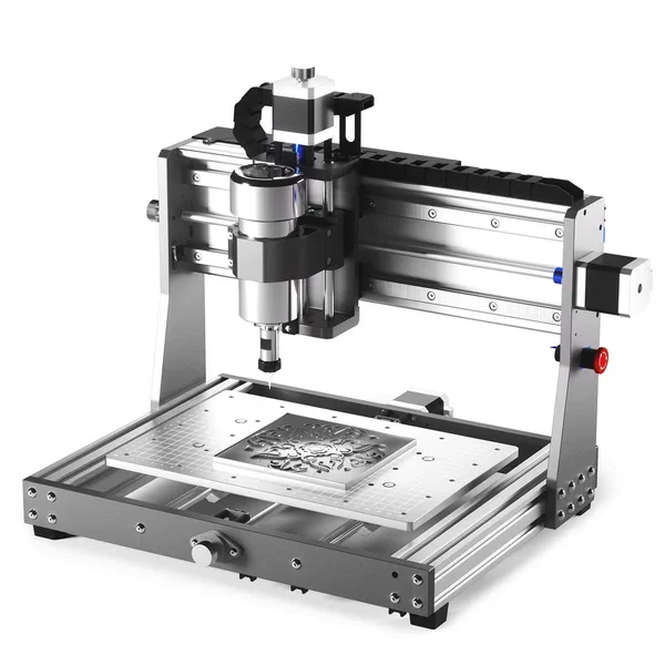 Genmitsu 3020-PRO MAX V2. Sztywniejsza rama i zamknięta podstawa odróżniają tę konstrukcję od najprostszej klasy 3018. Fotografia producenta: SainSmart — 3020-PRO MAX V2.