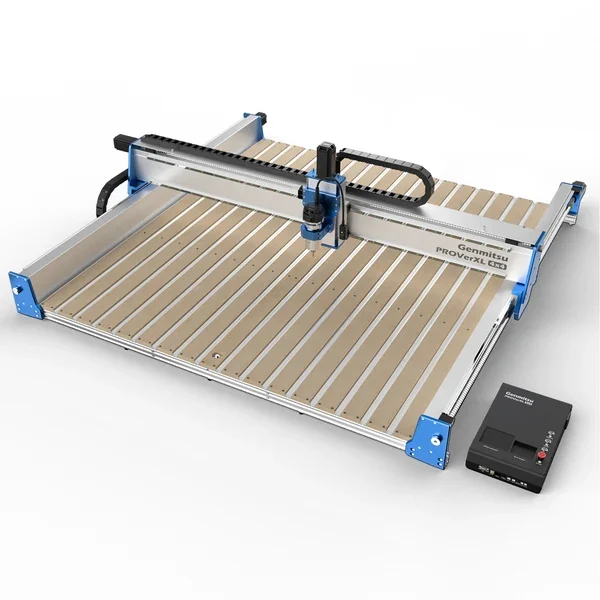 Genmitsu PROVerXL 4×4 z polem roboczym zbliżonym do formatu arkuszowego. Fotografia producenta: SainSmart — PROVerXL 4×4.